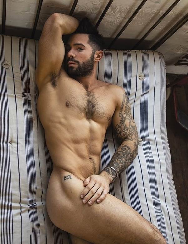 Charlie-King-The-Naked-Attitude-Burbujas-De-Deseo-03