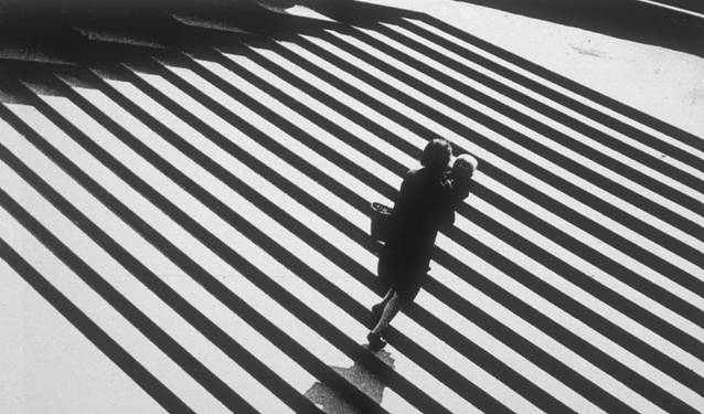 http://www.left.it/wp-content/uploads/2015/12/Rodchenko-19301.jpg