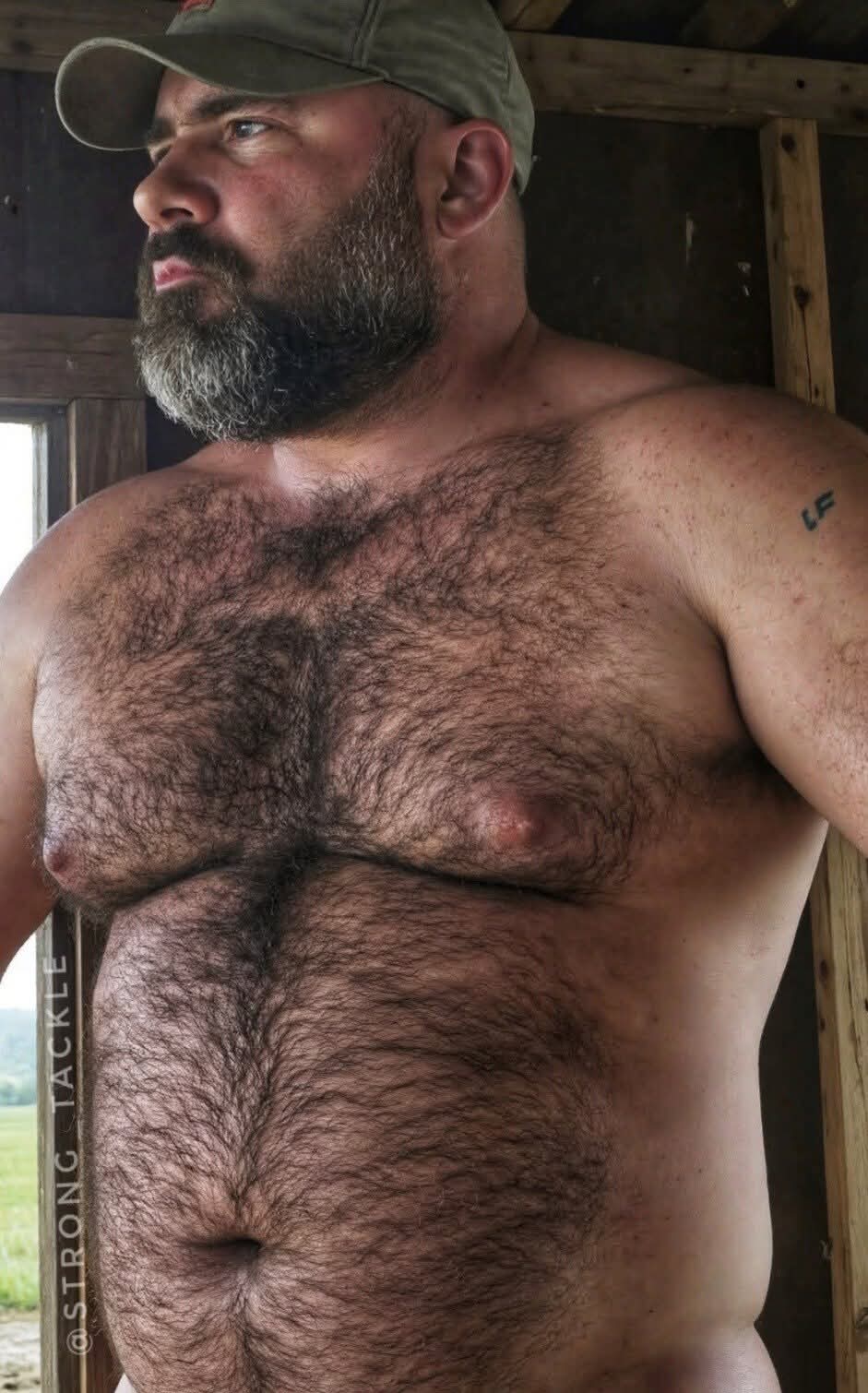 1000048271