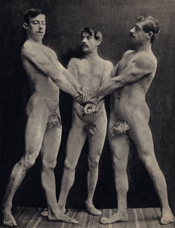 Unknown_photographer_-_The_Oath_of_the_Horaces_pose_three_naked_men_taking_oath_Photography_late_19th_c_-_(MeisterDrucke-1021117)