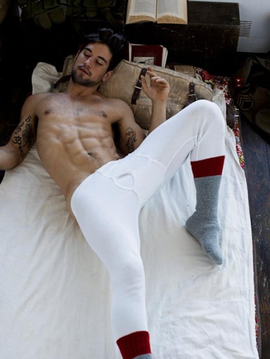 Benjamin-Godfre-Pasin-De-Hombre-Burbujas-De-Deseo-02-527x700