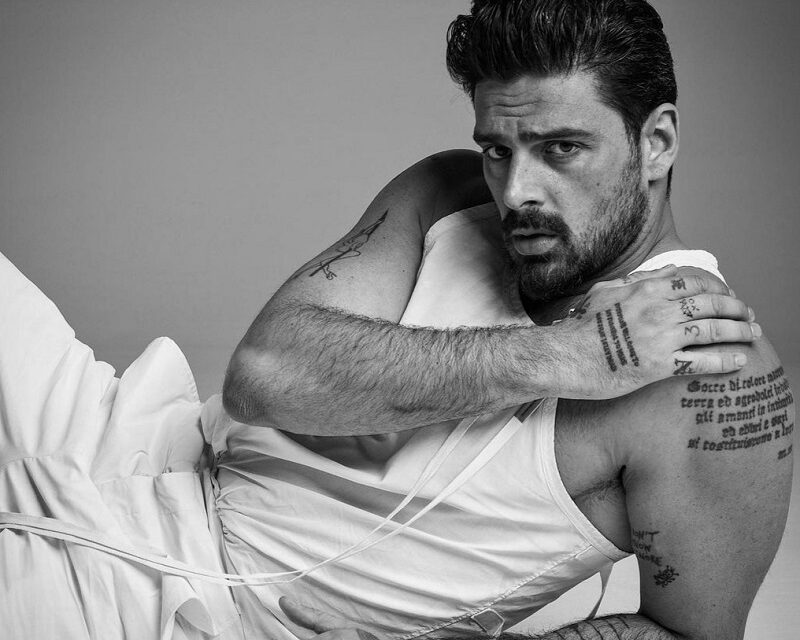 Michele-Morrone-800x640